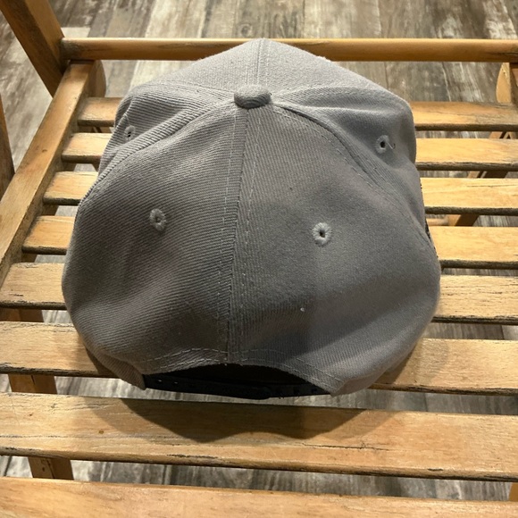 New Era Georgetown Hoyas Basketball Snapback Hat - Picture 6 of 12